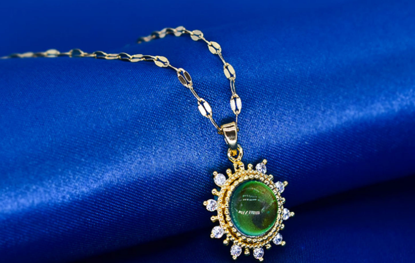 Non-fading Temperature-sensitive SUNFLOWER Necklace Luxury