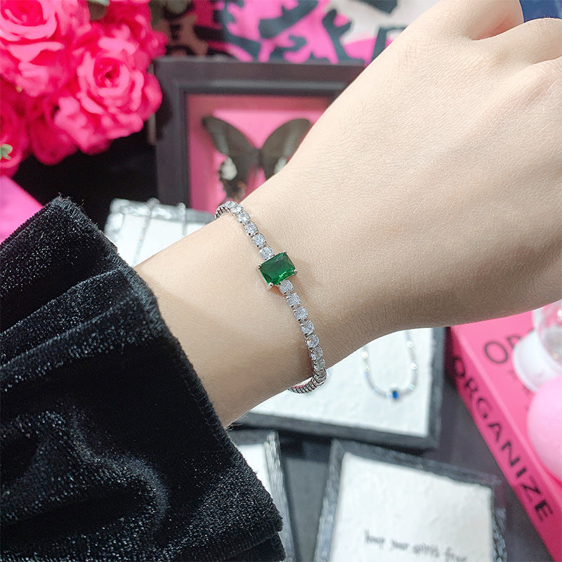 Simple And Versatile Sparkling Diamond Filled Square Candy Women's Bracelet