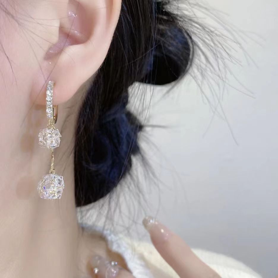Tassel Ball Exquisite Rhinestone Ball Confession Trendy Earrings