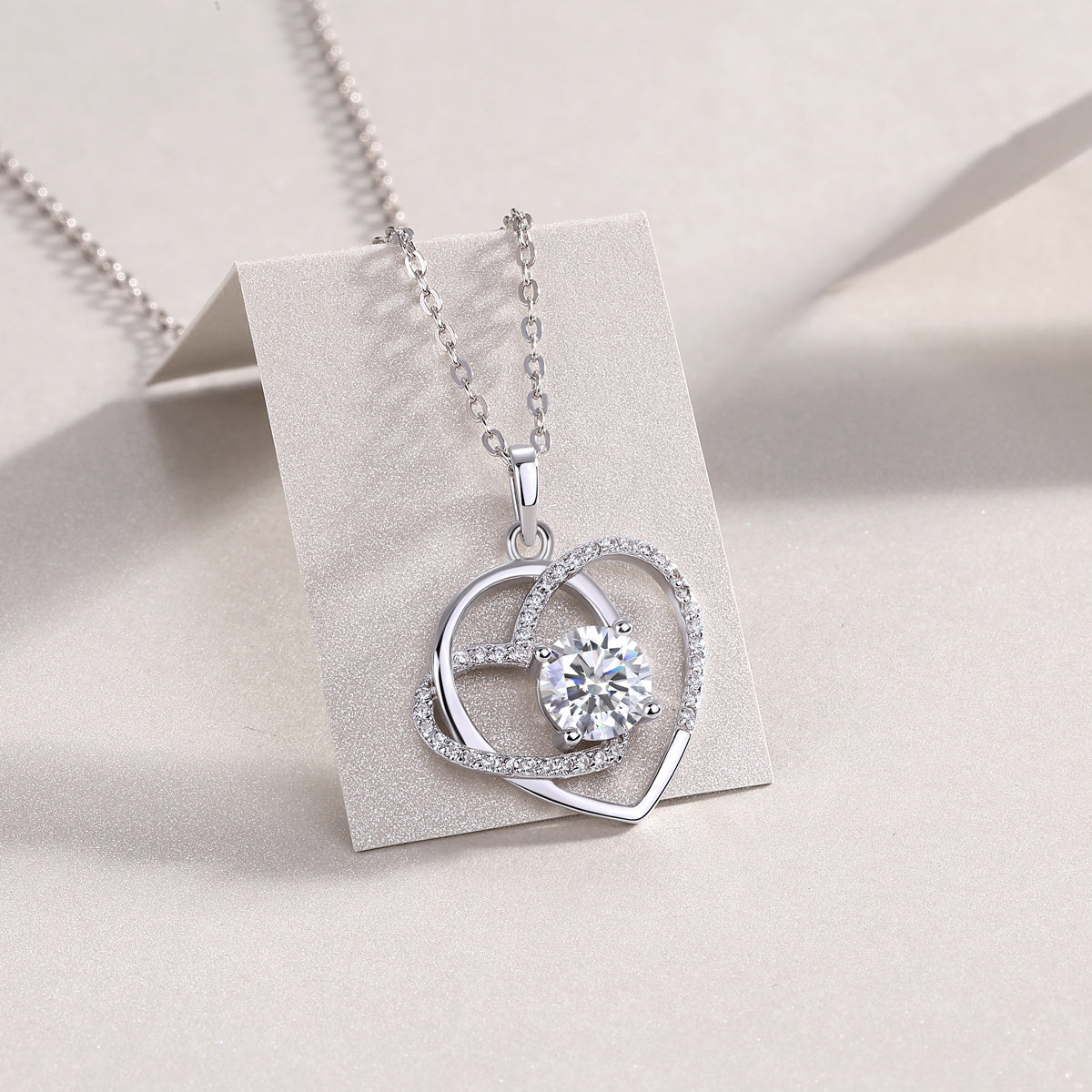 Heart To Heart - A Fashionable And Luxurious Diamond Jewelry Pendant Set With 1-carat Moissan Diamond S925 Sterling Silver And Platinum Plating